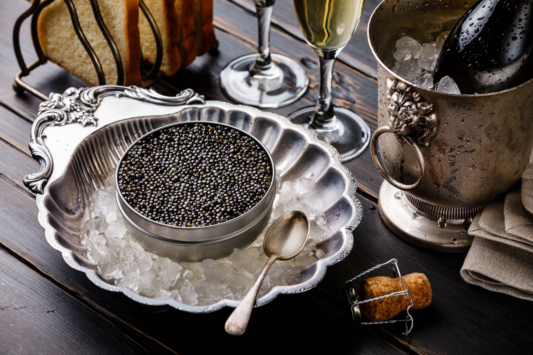 Caviar vs Tobiko: A Clash of Culinary Delights